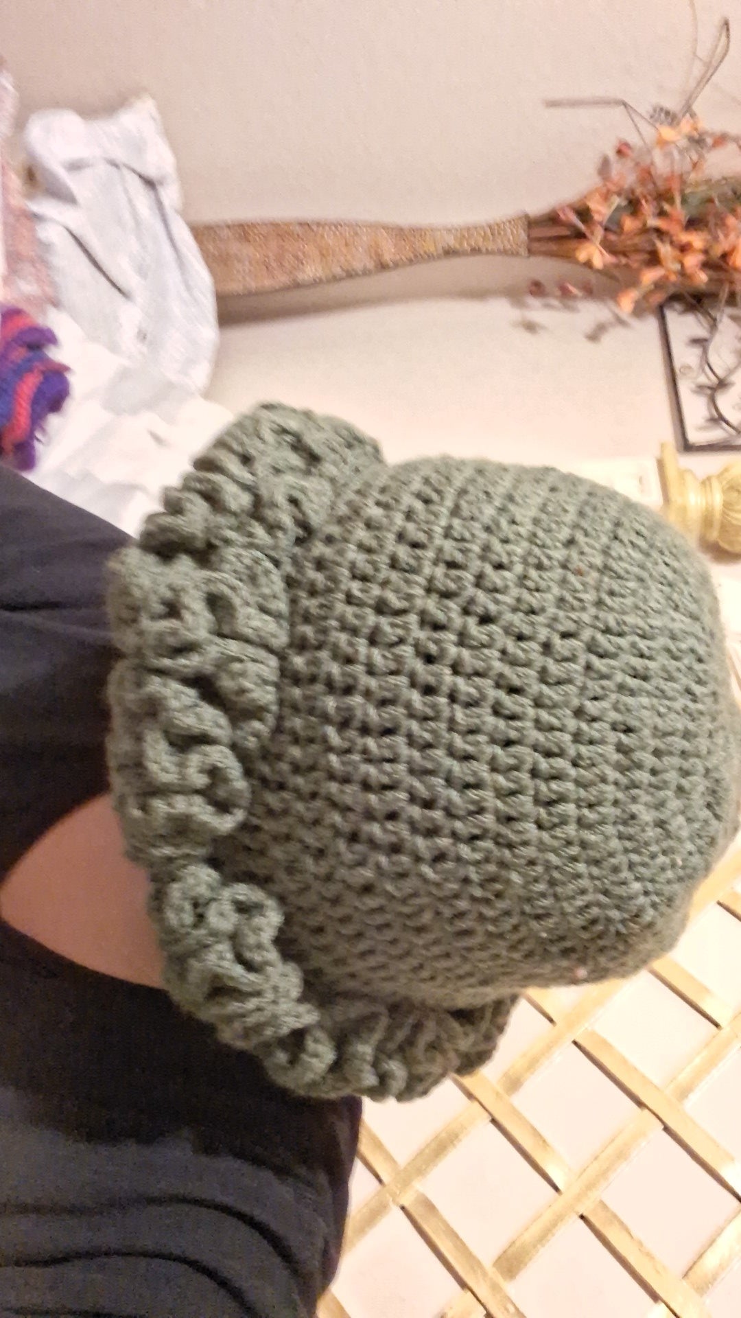 Ruffle hat